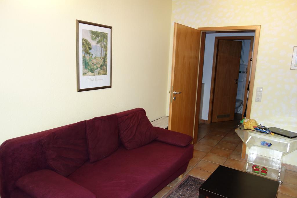Tolstov-hotels Big 2 Rossstrasse