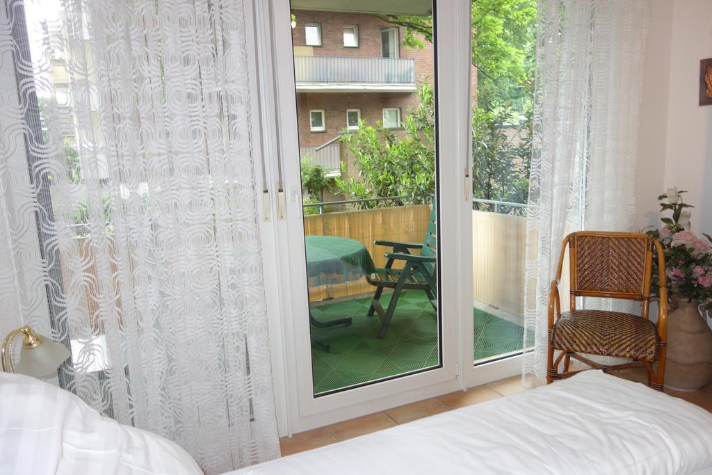 Tolstov-hotels Big 2 Rossstrasse