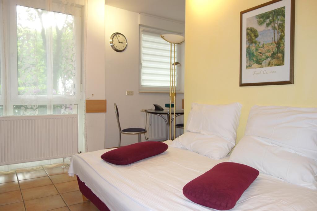 Tolstov-hotels Big 2 Rossstrasse *